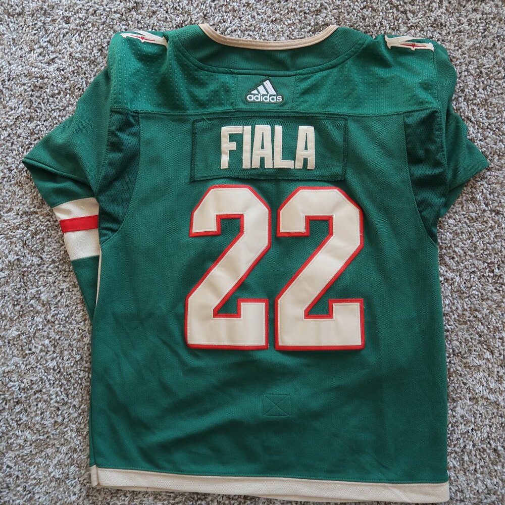 MN Wild Adidas Jersey Stitched 22 FIALA NHL Size L/XL - Picture 5 of 7